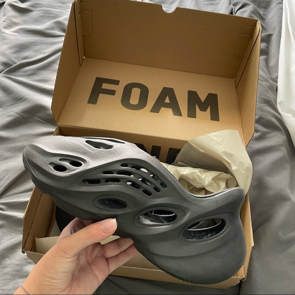 yeezy foam runners